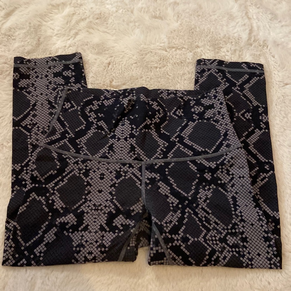 Lululemon Snake Skin Print Leggings